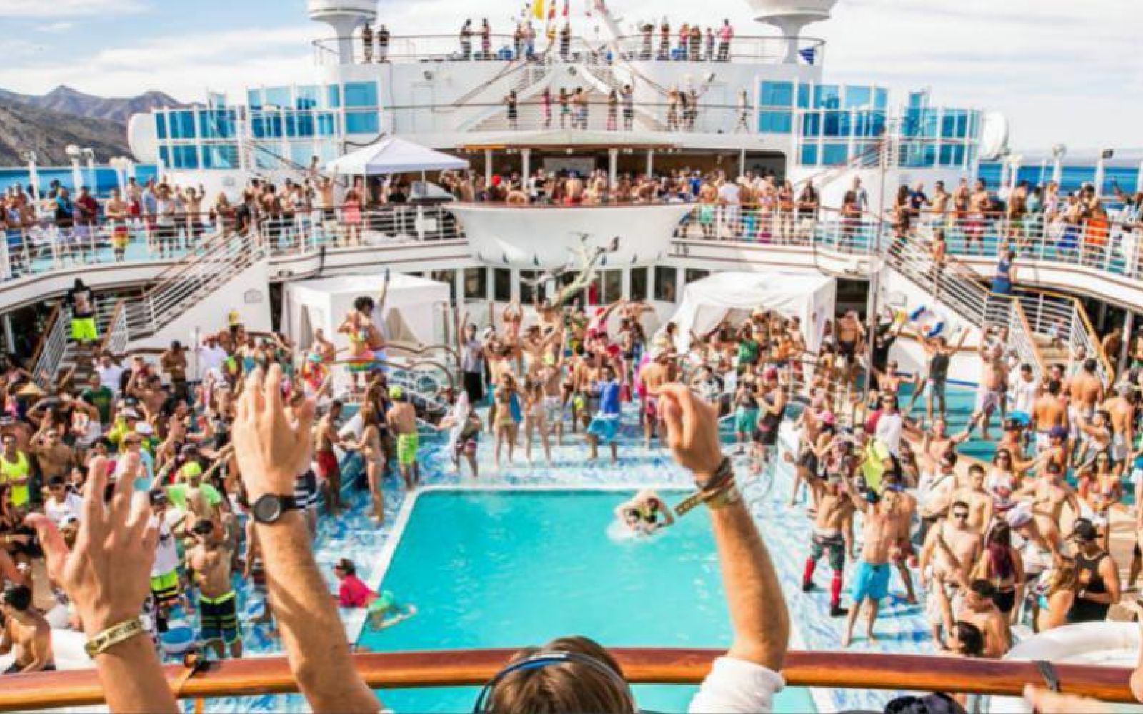 Dipesa Group con la música en Ibiza